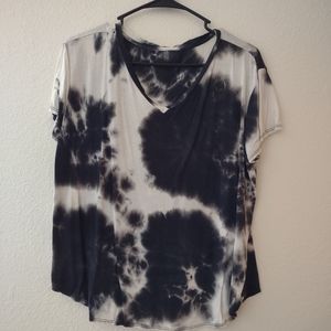 Black & White tie-dye shirt size XL from Elite Collection